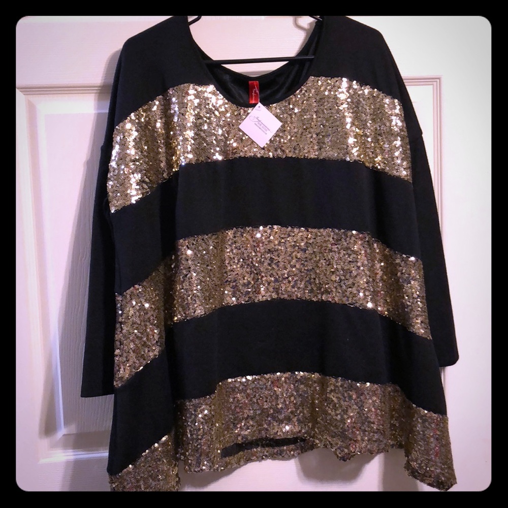 Black/Gold Sequin 3/4 Sleeve Tunic